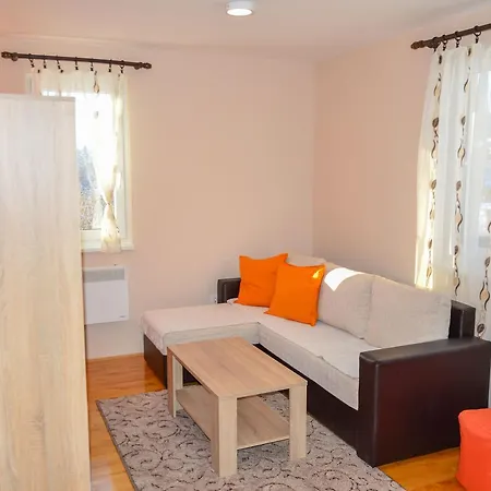 Apartament Grand Hills *