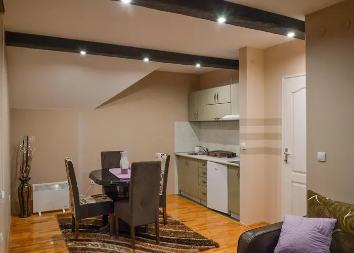 아파트 Grand Hills 즐라티보